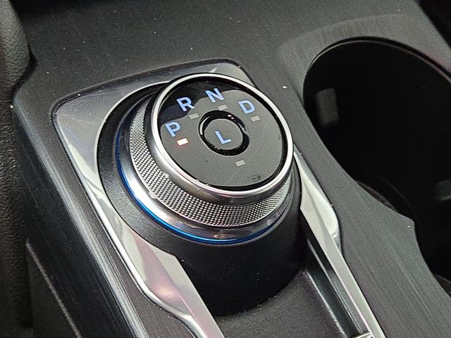 2023 Ford Escape ST-Line photo