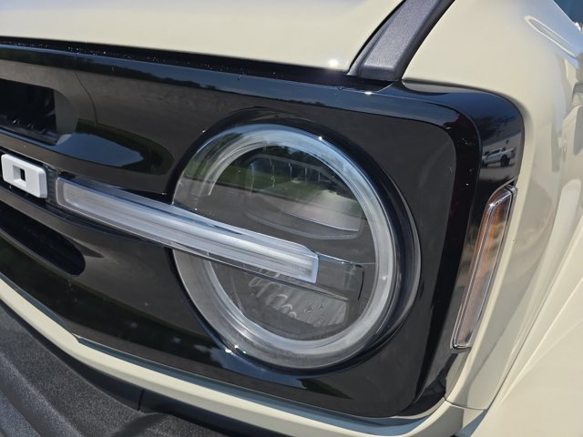Used 2025 Desert Sand Ford Outer Banks image 31
