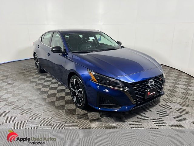 2024 Nissan Altima 2.5 SR FWD