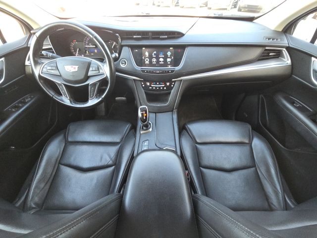2019 Cadillac XT5 Premium Luxury:B01741A