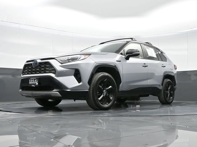 2020 Toyota RAV4 Hybrid XSE 33