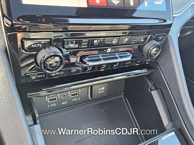 New 2025 White Jeep Limited image 23