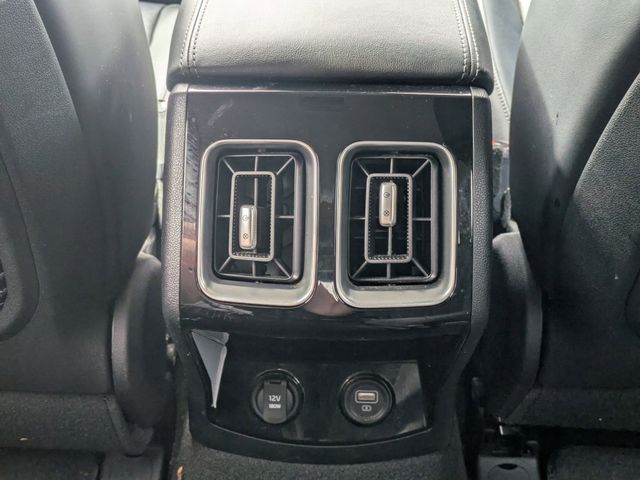 Used 2022 Kia Sorento Plug-in Hybrid SX 4D Sport Utility