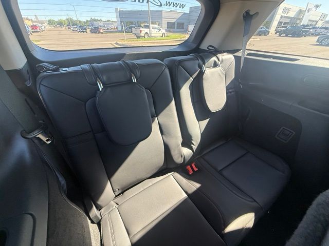 2023 Infinite Black Metallic Clearcoat Lincoln Aviator Standard AWD SUV