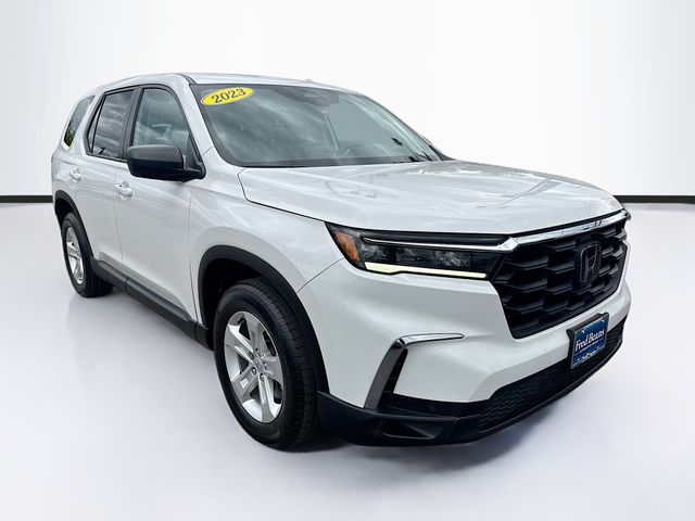 White 2023 Honda Pilot LX AWD SUV / Crossover All-Wheel Drive Automatic