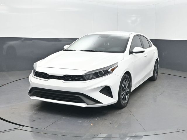 2023 Kia Forte LXS FWD