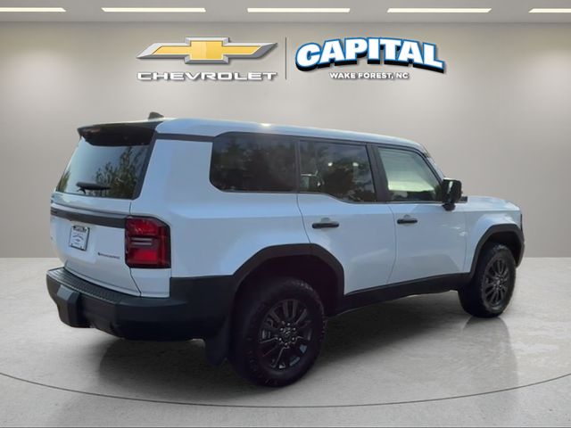 Used 2024 White Toyota 1958 image 5
