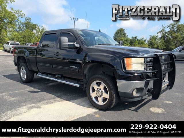 Onyx Black 2013 GMC Sierra 2500HD Pickup Truck Four-Wheel Drive 6-Speed Automatic