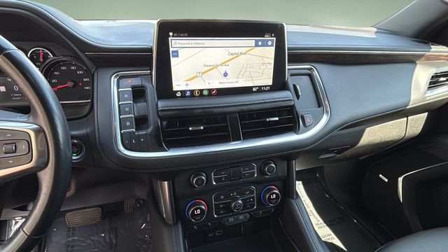Used 2021 Gray Chevrolet Z71 image 25