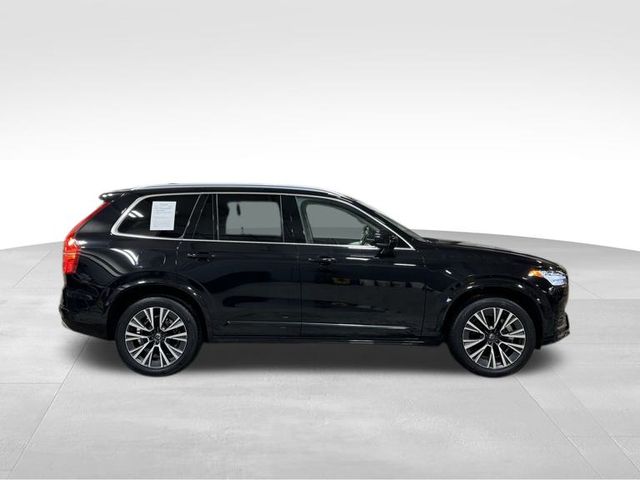 2022 Volvo XC90 T5 Momentum 6