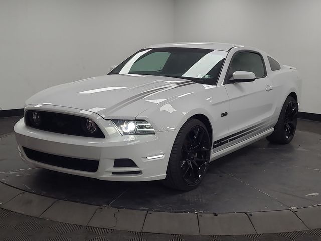 2014 – Ford – Mustang
