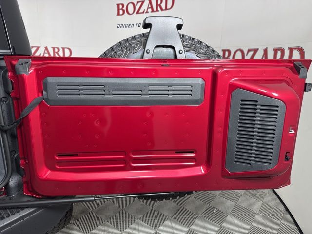 2025 Ruby Red Metallic Tinted Clearcoat Ford Bronco Badlands 4X4 SUV