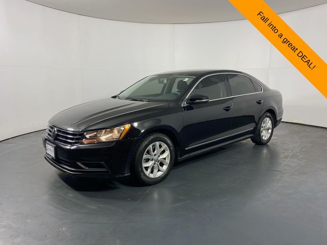 2016 Volkswagen Passat 1.8T S 25