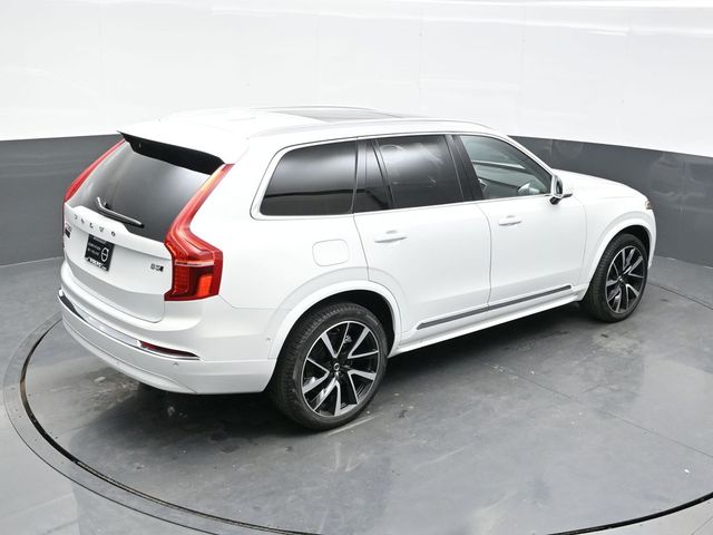 2024 Volvo XC90 B5 Plus photo
