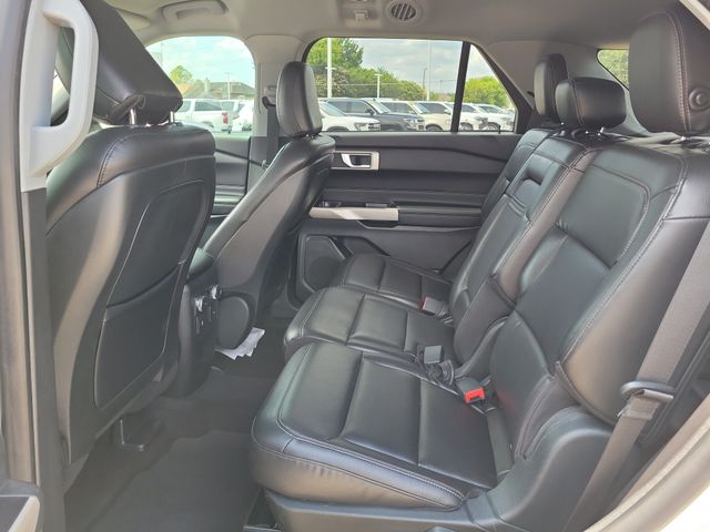 2020 Ford Explorer XLT - 11