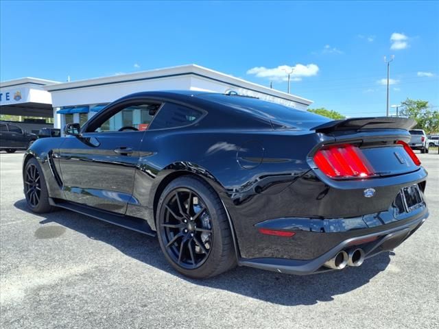 2016 Ford Mustang Shelby GT350 photo