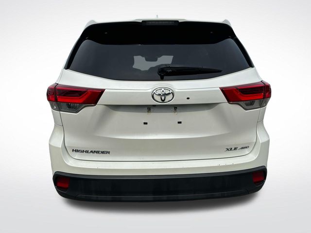 2019 Toyota Highlander XLE 6