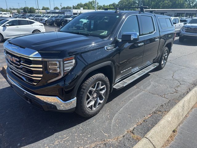 Onyx Black 2024 GMC Sierra 1500 SLT Crew Cab 4WD Pickup Truck Four-Wheel Drive Automatic