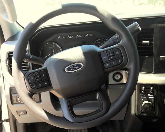 New 2026 Oxford White Ford XL image 14