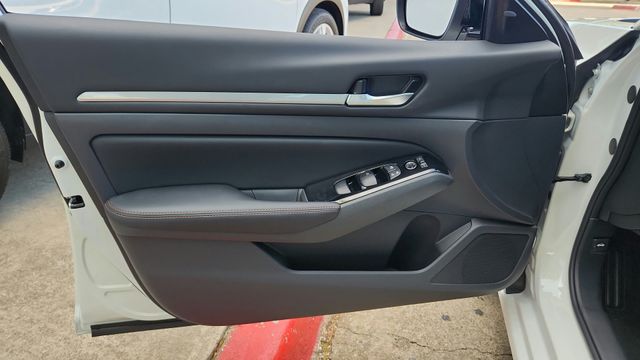 2025 Nissan Altima