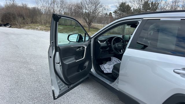 Used 2021 Toyota RAV4 SUV