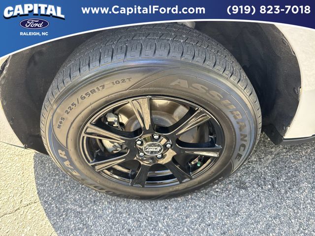 Used 2024 White Ford XL image 13