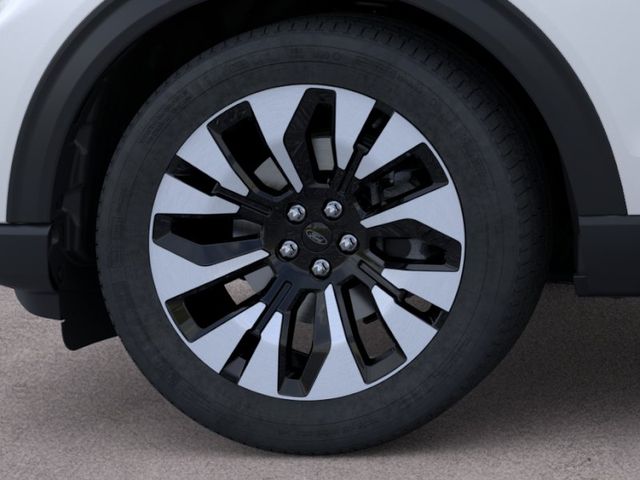 New 2026 White Ford Platinum image 19