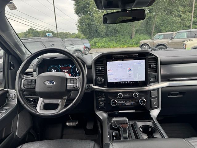 Used 2021 Blue Ford Lariat image 16