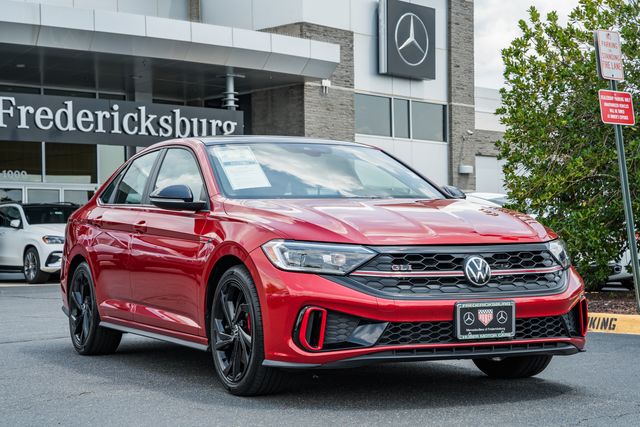 Kings Red Metallic w/Black Roof 2023 Volkswagen Jetta GLI Sedan Front-Wheel Drive 6-Speed Manual