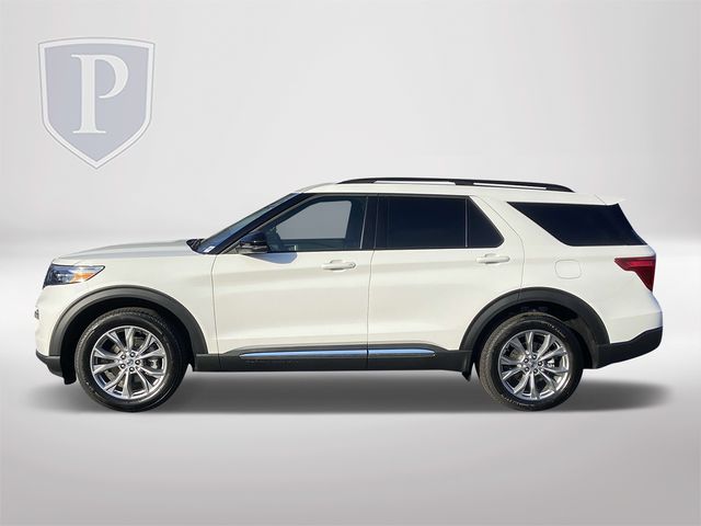 2024 Ford Explorer XLT 2