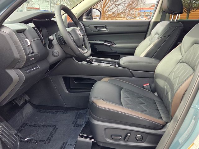 New 2026 Green Nissan Platinum image 5