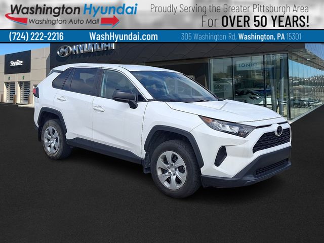 White (Blizzard Pearl) 2022 Toyota RAV4 SUV / Crossover Front-Wheel Drive 8-Speed Automatic