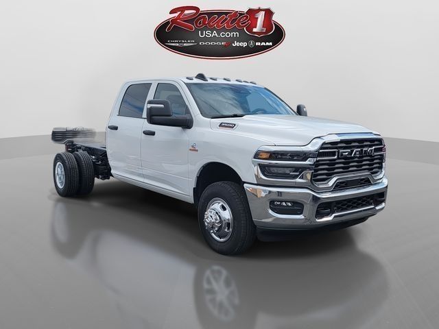 2026 RAM 3500 Chassis Tradesman Crew Cab LB DRW 4WD