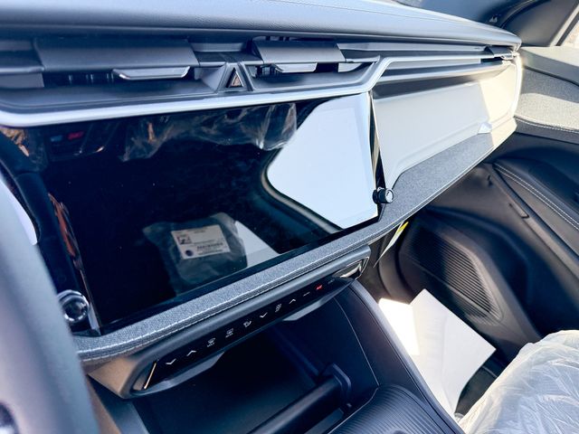 new 2026 Jeep Cherokee car, priced at $33,995