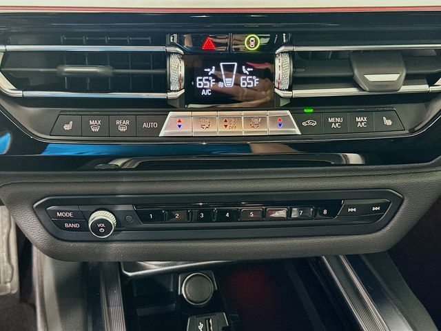 Thumbnail: 2022 BMW Z4 - 16