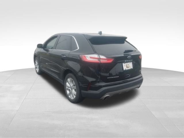 2022 Ford Edge Titanium 4