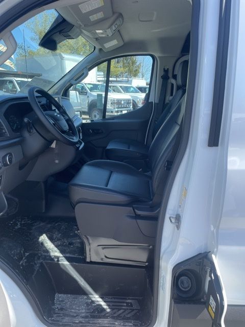 2025 Ford Transit 250