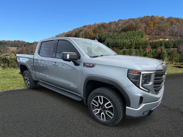2024 GMC Sierra 1500 AT4 Crew Cab 4WD