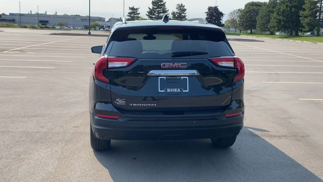 2022 GMC Terrain SLE 7