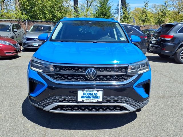 2023 Volkswagen Taos - Image 4