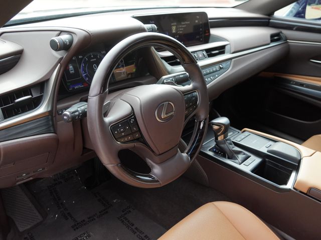 Used 2021 Lexus ES Sedan