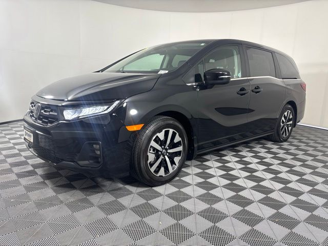 Used 2025 Honda Odyssey Van