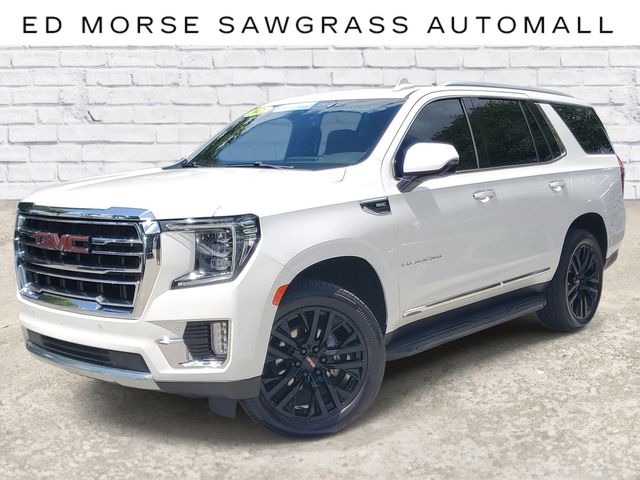 White Frost Tricoat 2021 GMC Yukon SLT RWD SUV / Crossover 4X2