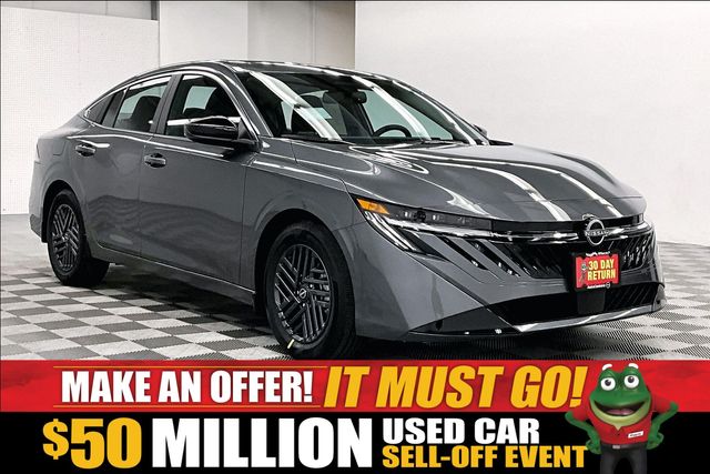 Gray (Gun Metallic) 2026 Nissan Sentra Sedan Front-Wheel Drive Continuously Variable Transmission