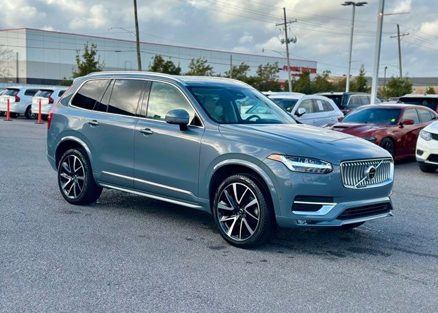 2023 Volvo XC90 B6 Plus 6-Seater