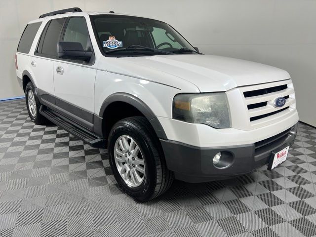 White Platinum Clearcoat Metallic 2012 Ford Expedition SUV / Crossover 4X2 6-Speed Automatic