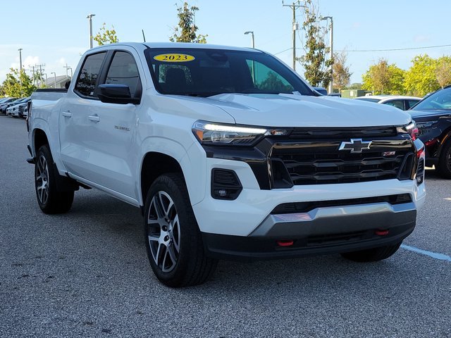Summit White 2023 Chevrolet Colorado Pickup Truck Four-Wheel Drive 8-Speed Automatic