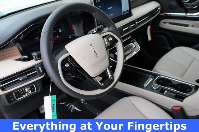 New 2026 Blue Lincoln Grand Touring image 2