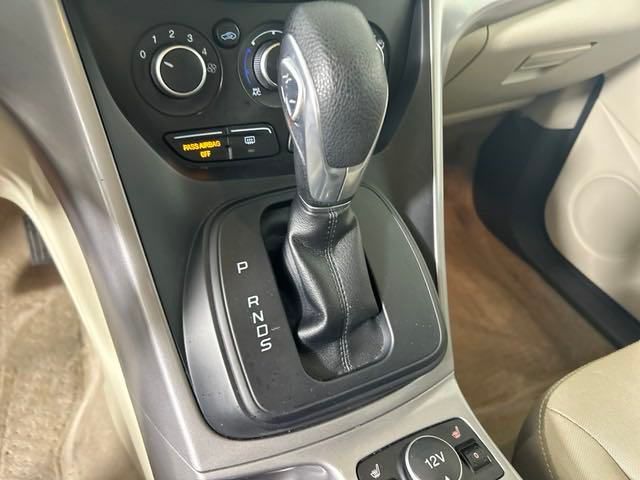 2016 Ford Escape SE 25