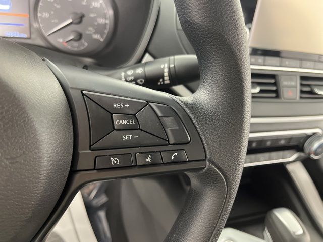 2024 Brilliant Silver Metallic Nissan Altima 2.5 S FWD Sedan